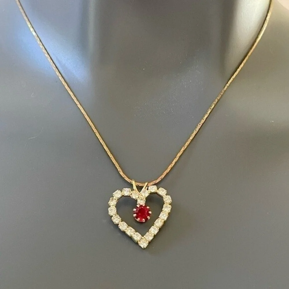 Vintage 14K Gold Plated Red White Crystal Heart Pendant Chain Necklace NIB